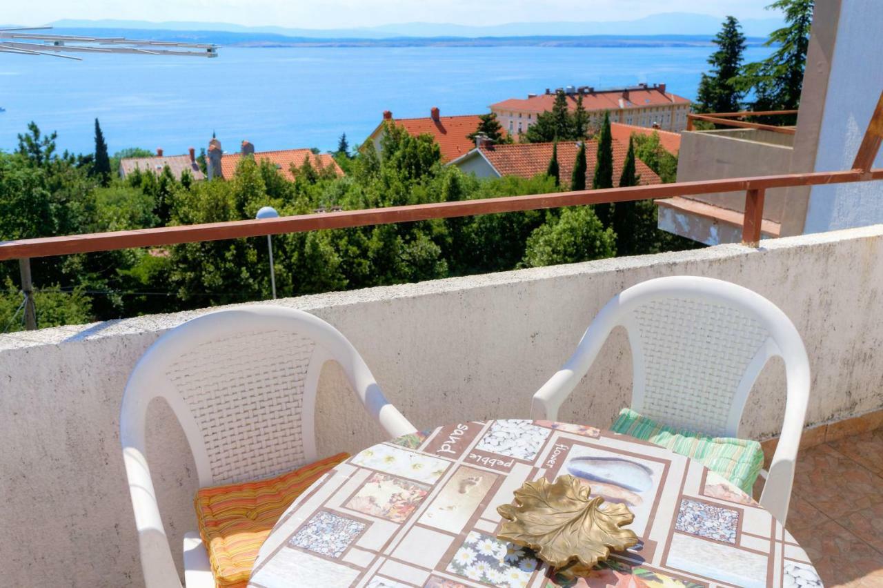 Apartment Oswald Crikvenica Exterior foto
